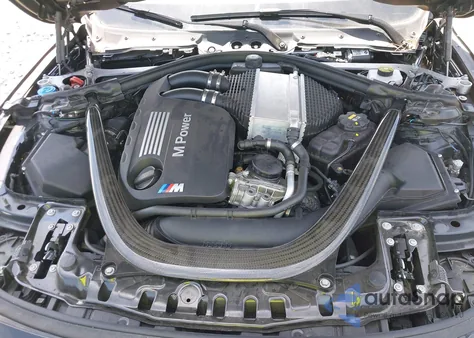 2017 BMW M4 z USA, uszkodzony, nr VIN WBS3R9C55HK709577